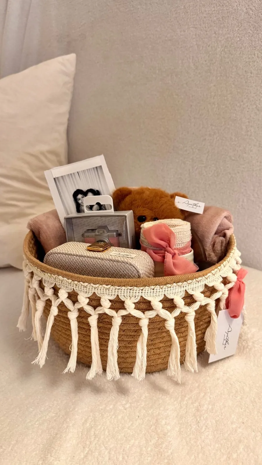 SHOQ gift basket